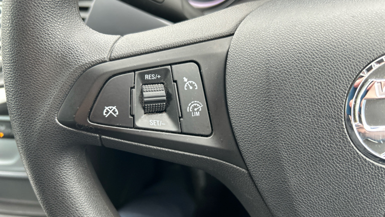 Vauxhall Astra 1.0T ecoTEC Design 5dr Petrol Hatchback